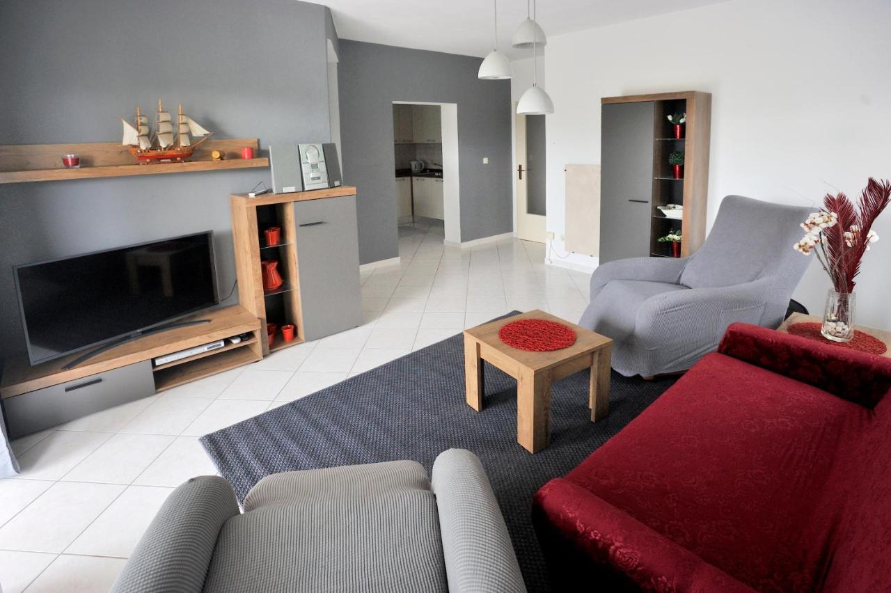 Apartment Vinja Porec - Privat Garden - Whirlpool Eksteriør billede