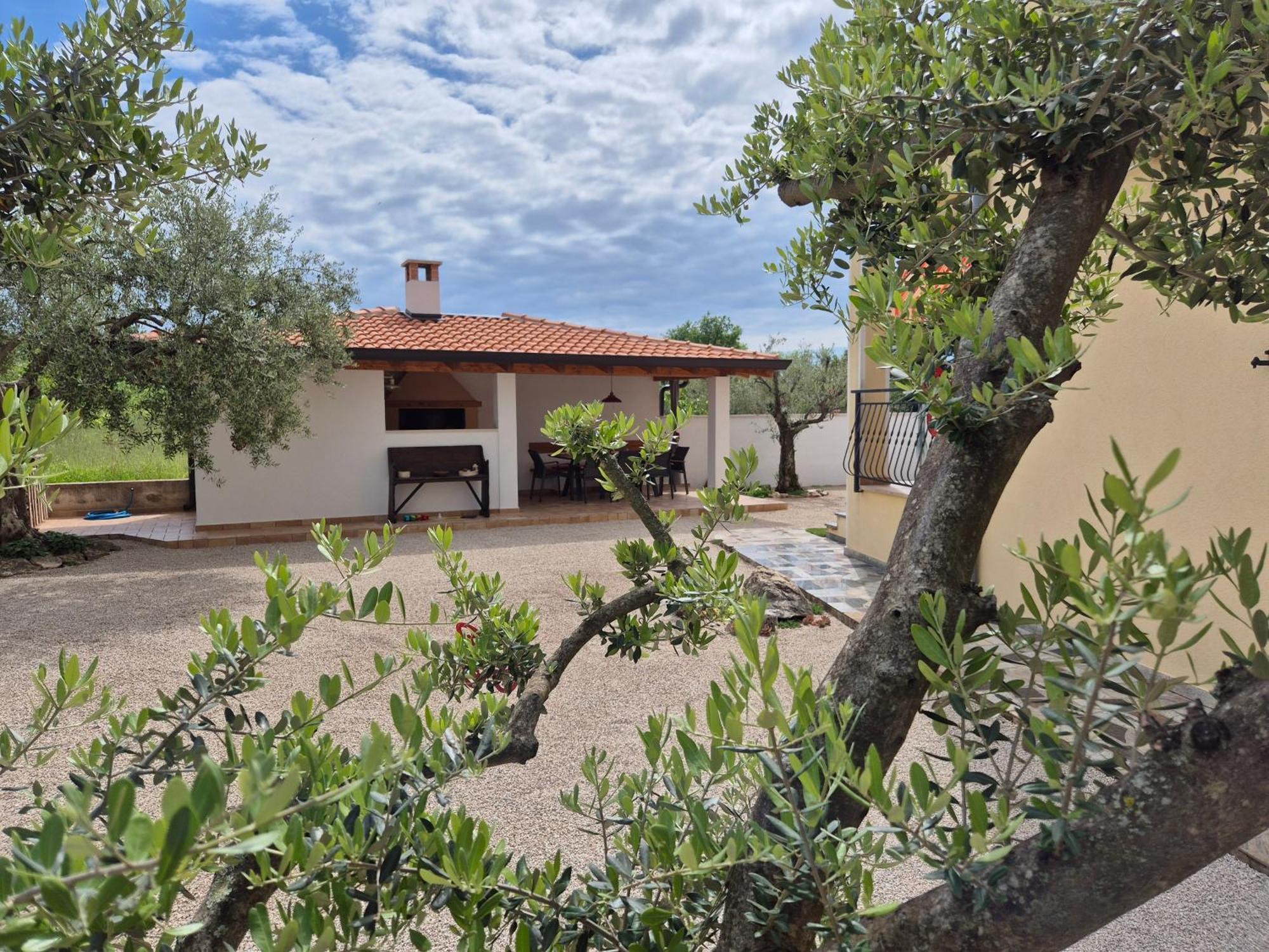 Apartment Vinja Porec - Privat Garden - Whirlpool Eksteriør billede
