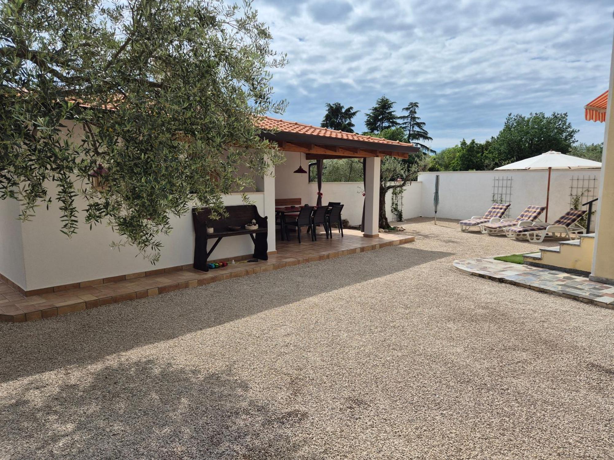 Apartment Vinja Porec - Privat Garden - Whirlpool Eksteriør billede