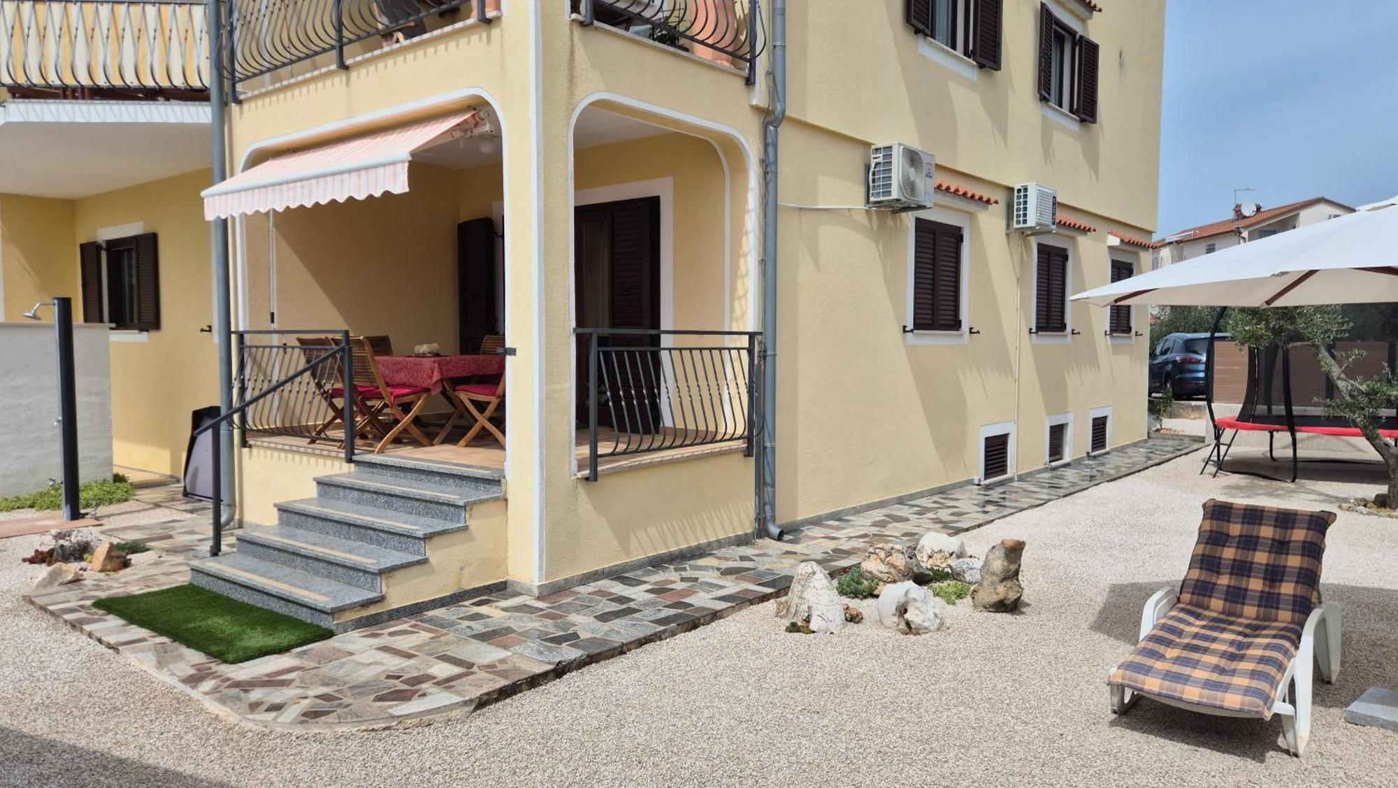 Apartment Vinja Porec - Privat Garden - Whirlpool Eksteriør billede